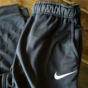 Nike Joggers 🔥